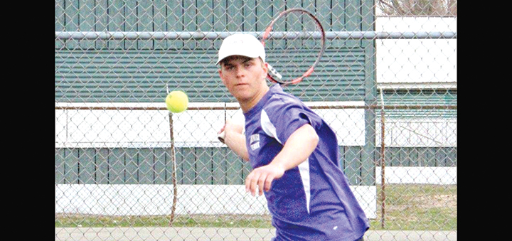 Norwich takes all singles matches to claim win over Yellowjackets